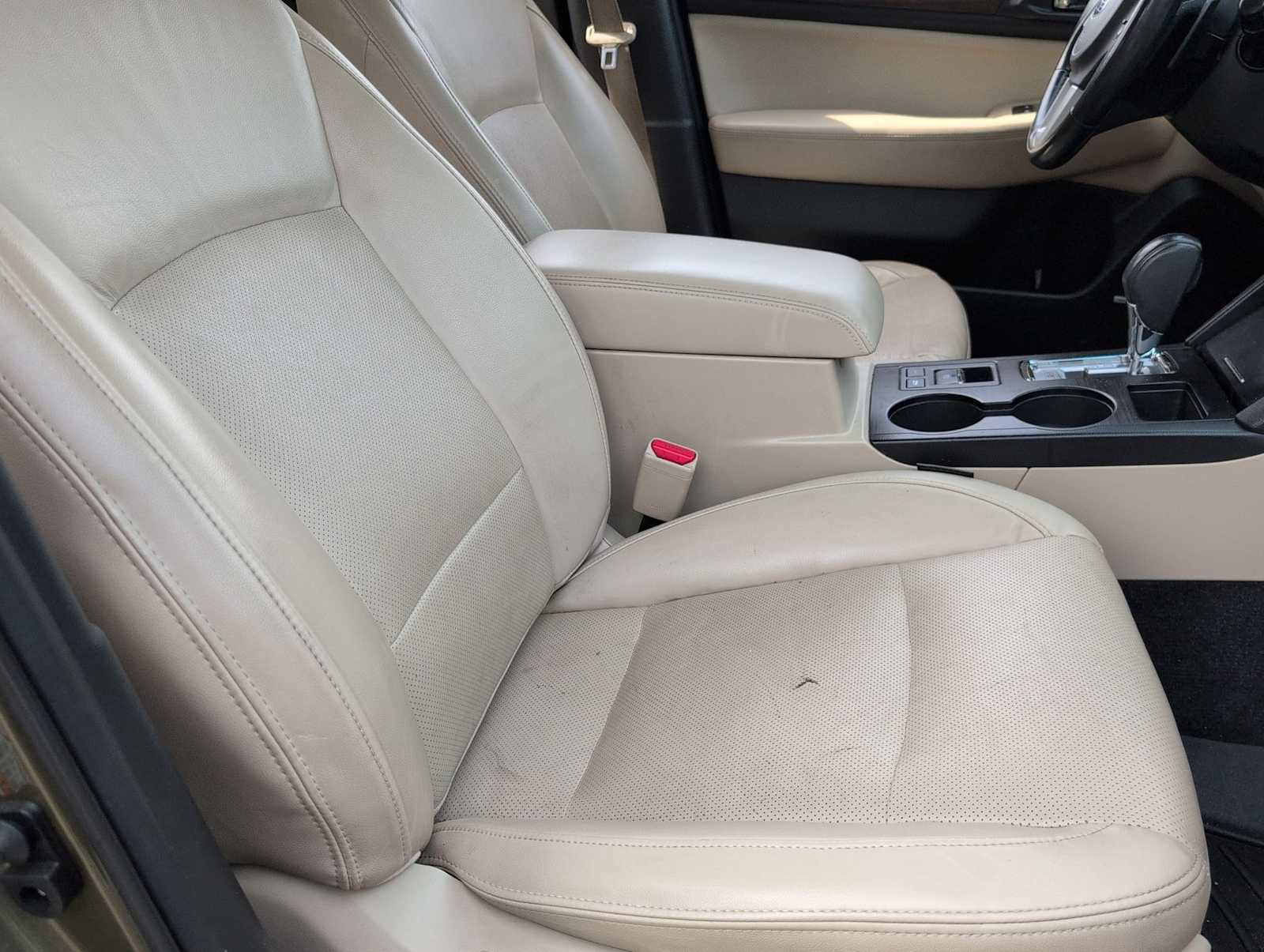 Used 2015 Subaru Outback 3.6R Limited AWD/4WD image 20