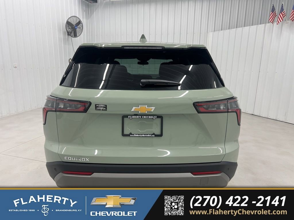 New 2026 Chevrolet Equinox LT image 4
