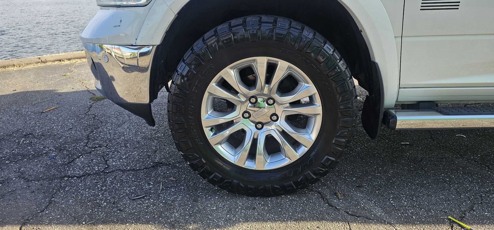 Used 2016 RAM 1500 Laramie Longhorn w/ Convenience Group AWD/4WD image 11