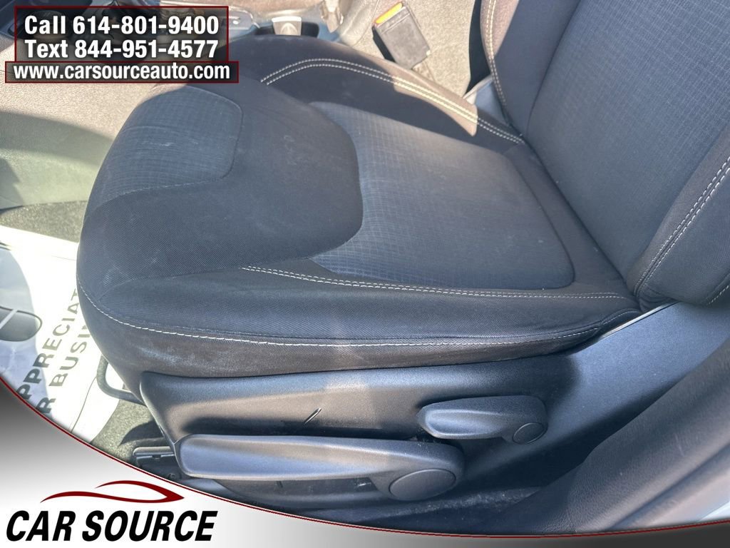 Used 2015 Jeep Cherokee Latitude image 9