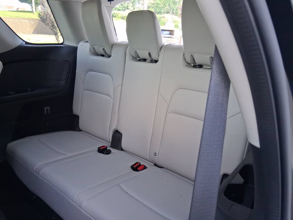 Used 2022 Nissan Pathfinder SL w/ Lighting Package (N92) AWD/4WD image 34