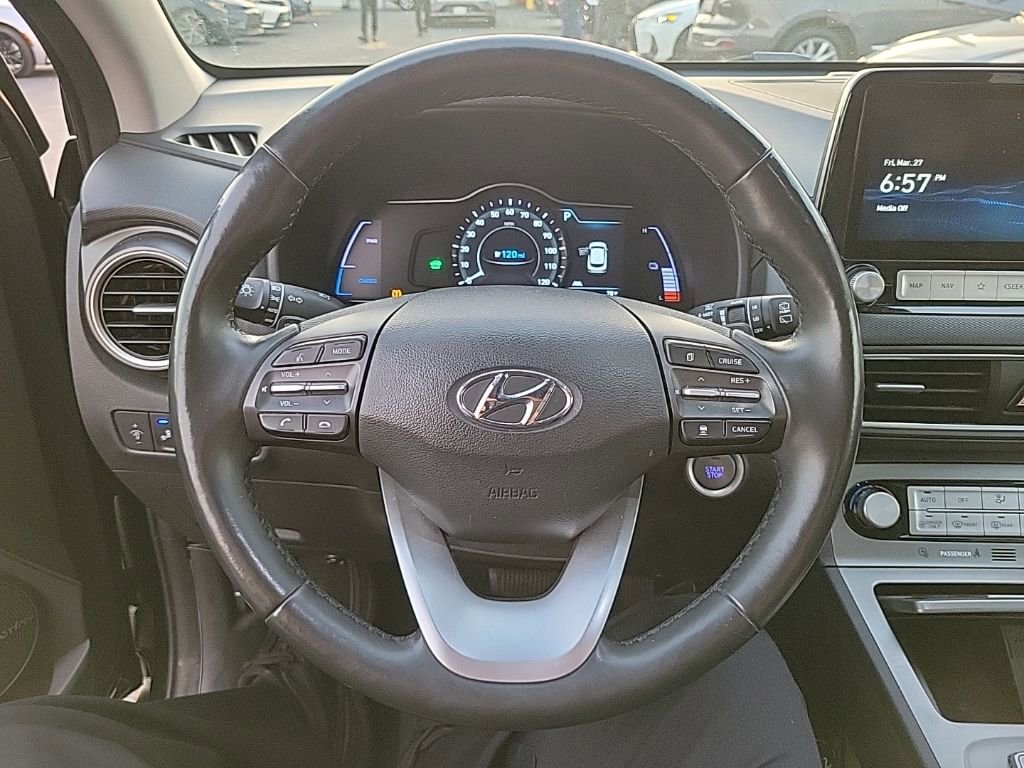 Used 2021 Hyundai Kona Ultimate FWD image 17