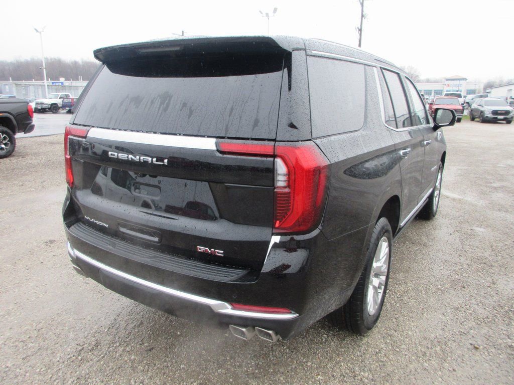 New 2026 GMC Yukon Denali w/ Sun & Power Step Package image 4
