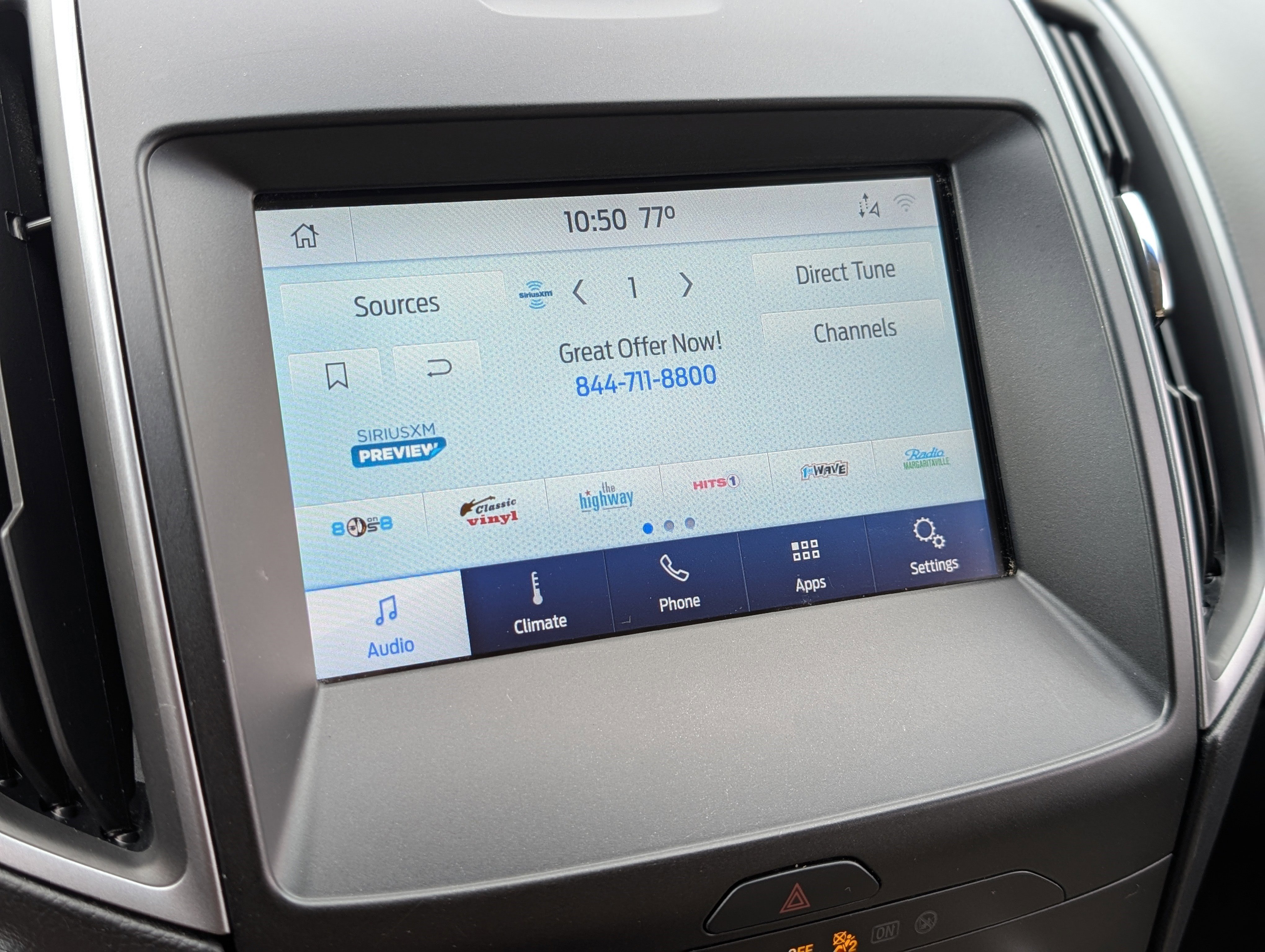 Used 2020 Ford Edge SE FWD image 28