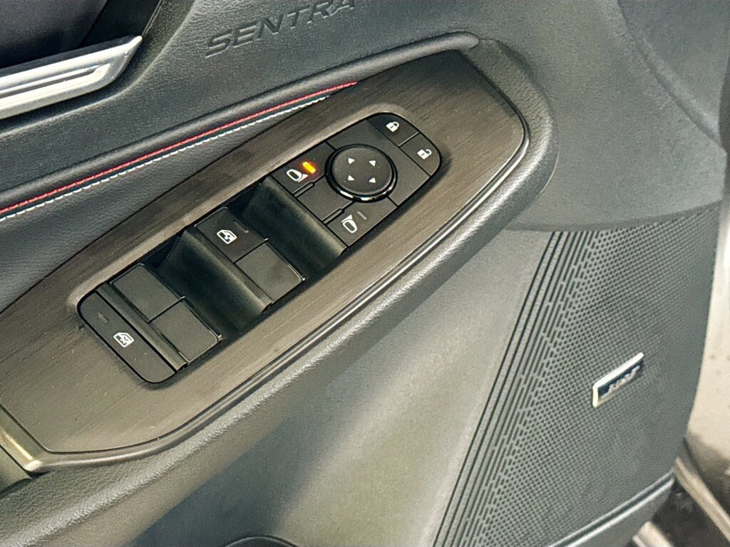 New 2026 Nissan Sentra SR w/ SR Premium Package image 7