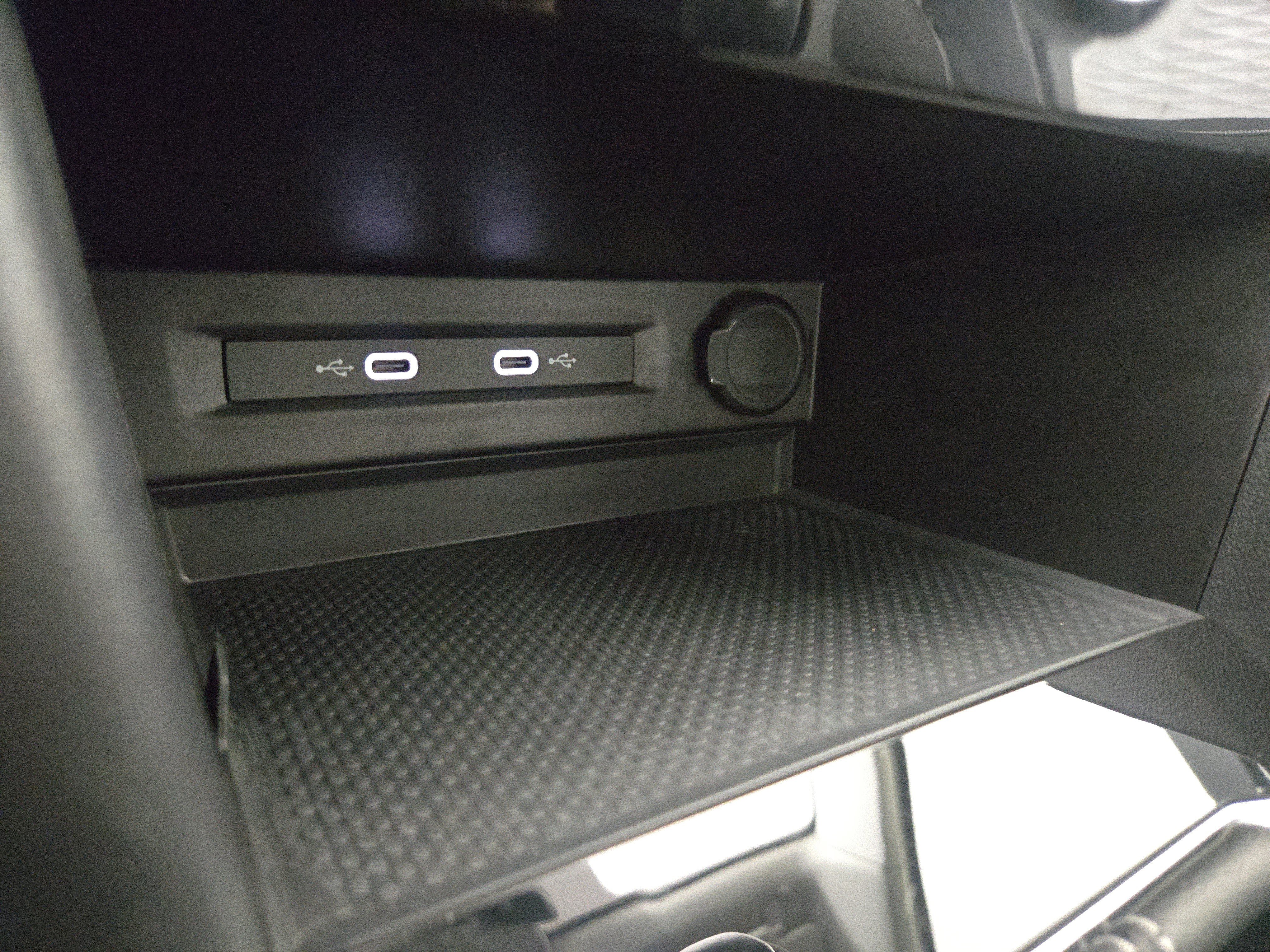 Used 2024 Volkswagen Taos S image 25