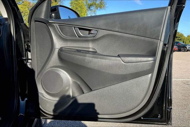 Used 2023 Hyundai Kona SEL w/ Cargo Package image 24