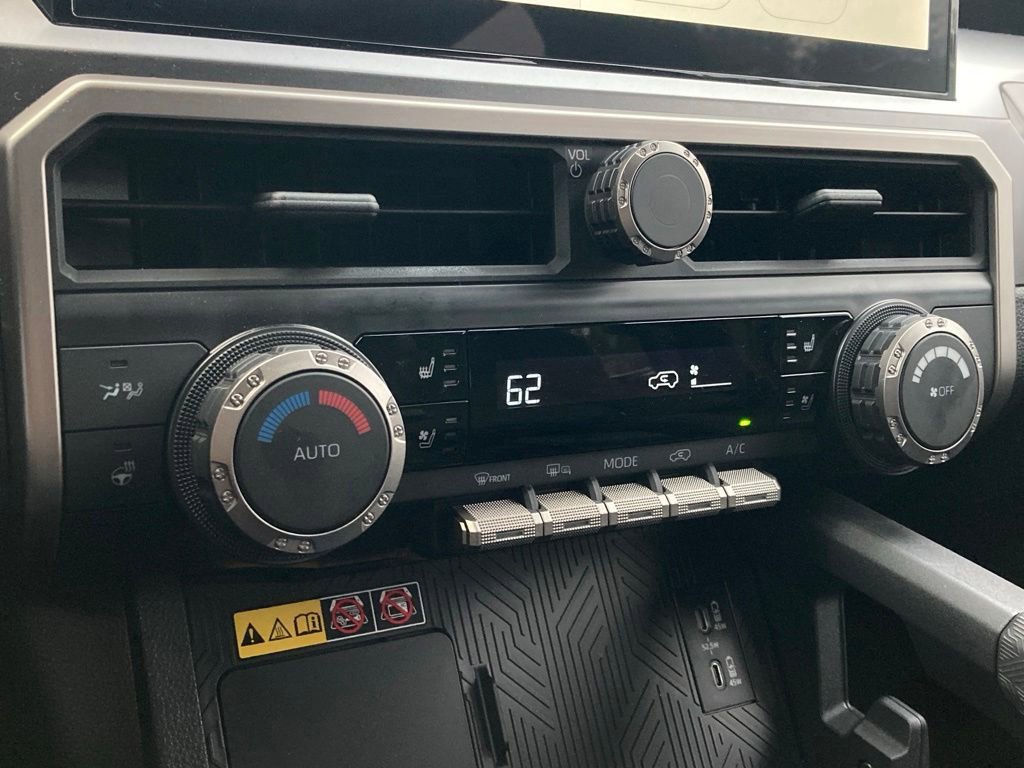 Used 2025 Toyota 4Runner TRD Sport Premium AWD/4WD image 27