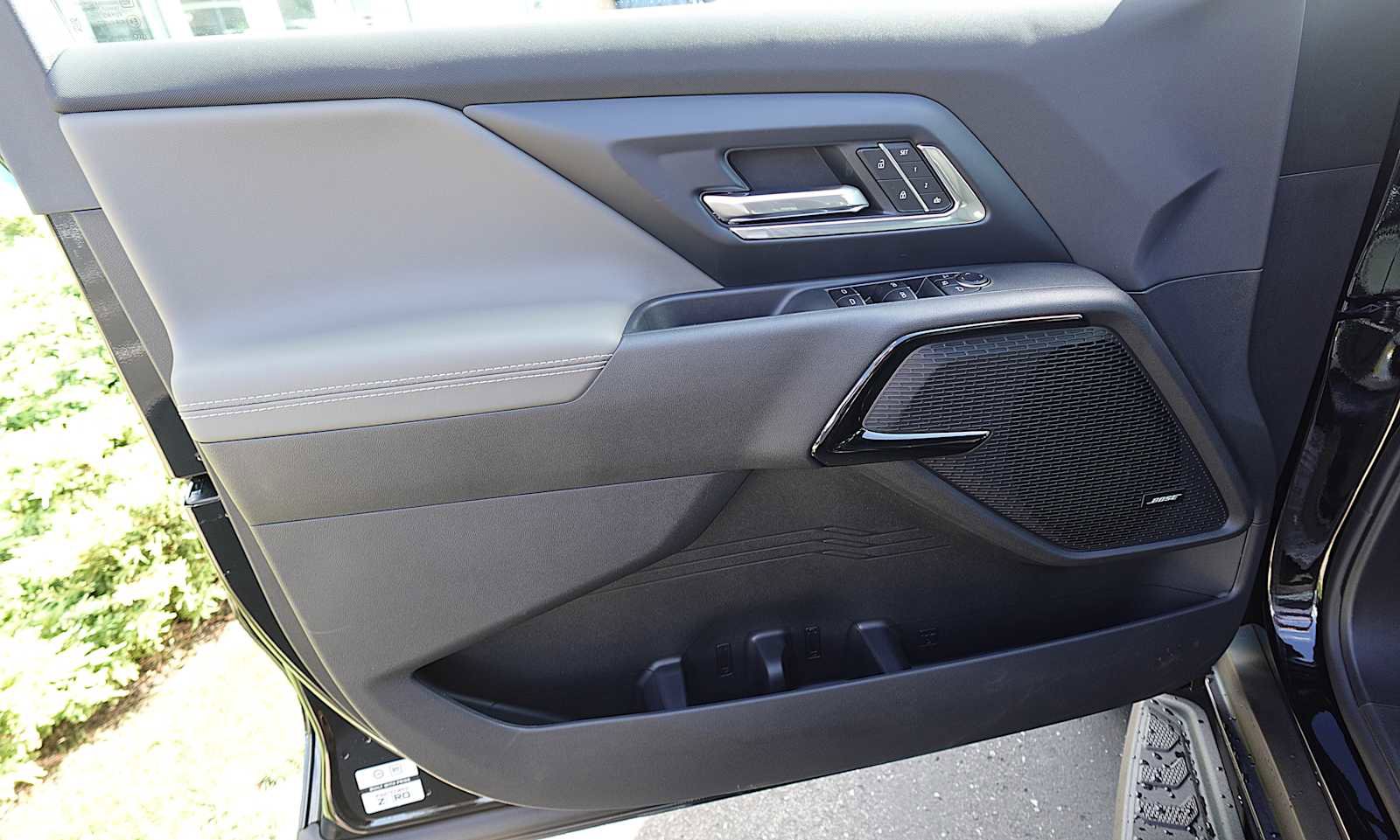 New 2026 Chevrolet Silverado EV Trail Boss w/ Plus Package AWD/4WD image 9