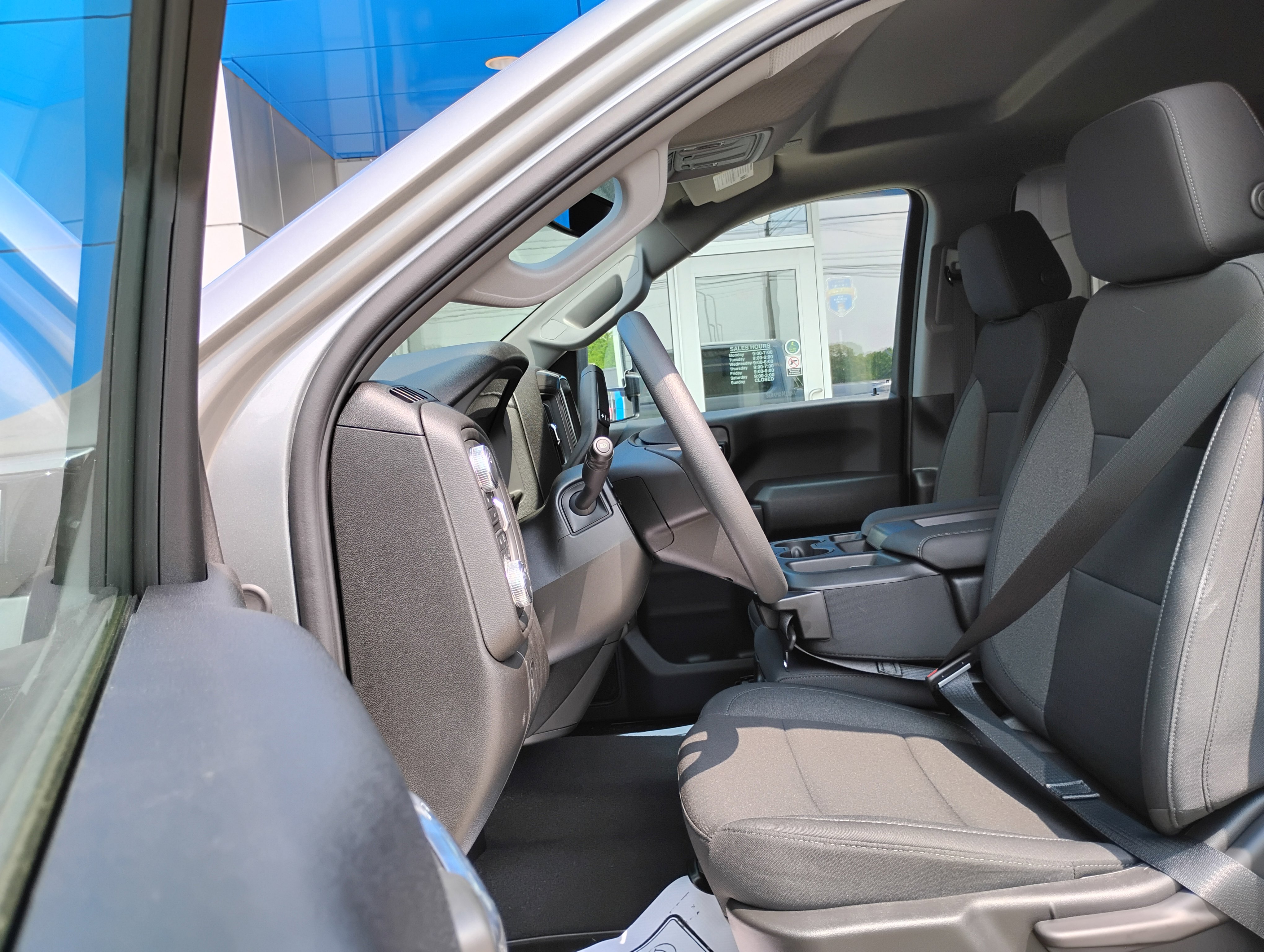 New 2025 GMC Sierra 2500 Pro w/ Convenience Package image 22