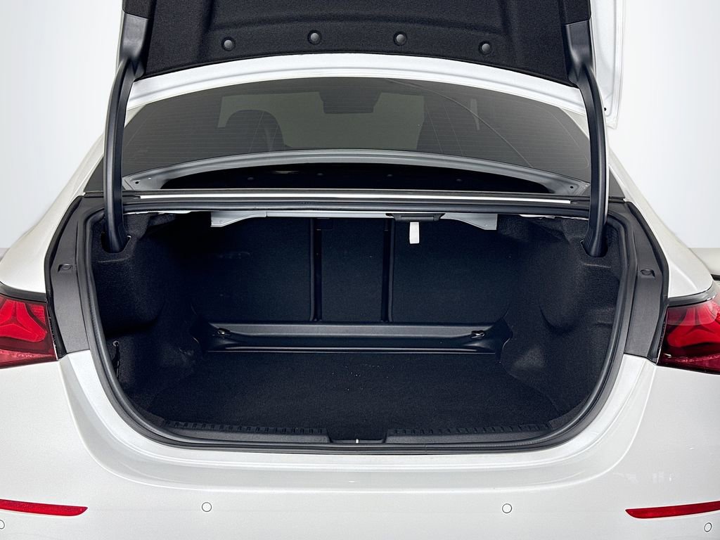 Used 2024 Mercedes-Benz E 450 4MATIC Sedan image 31