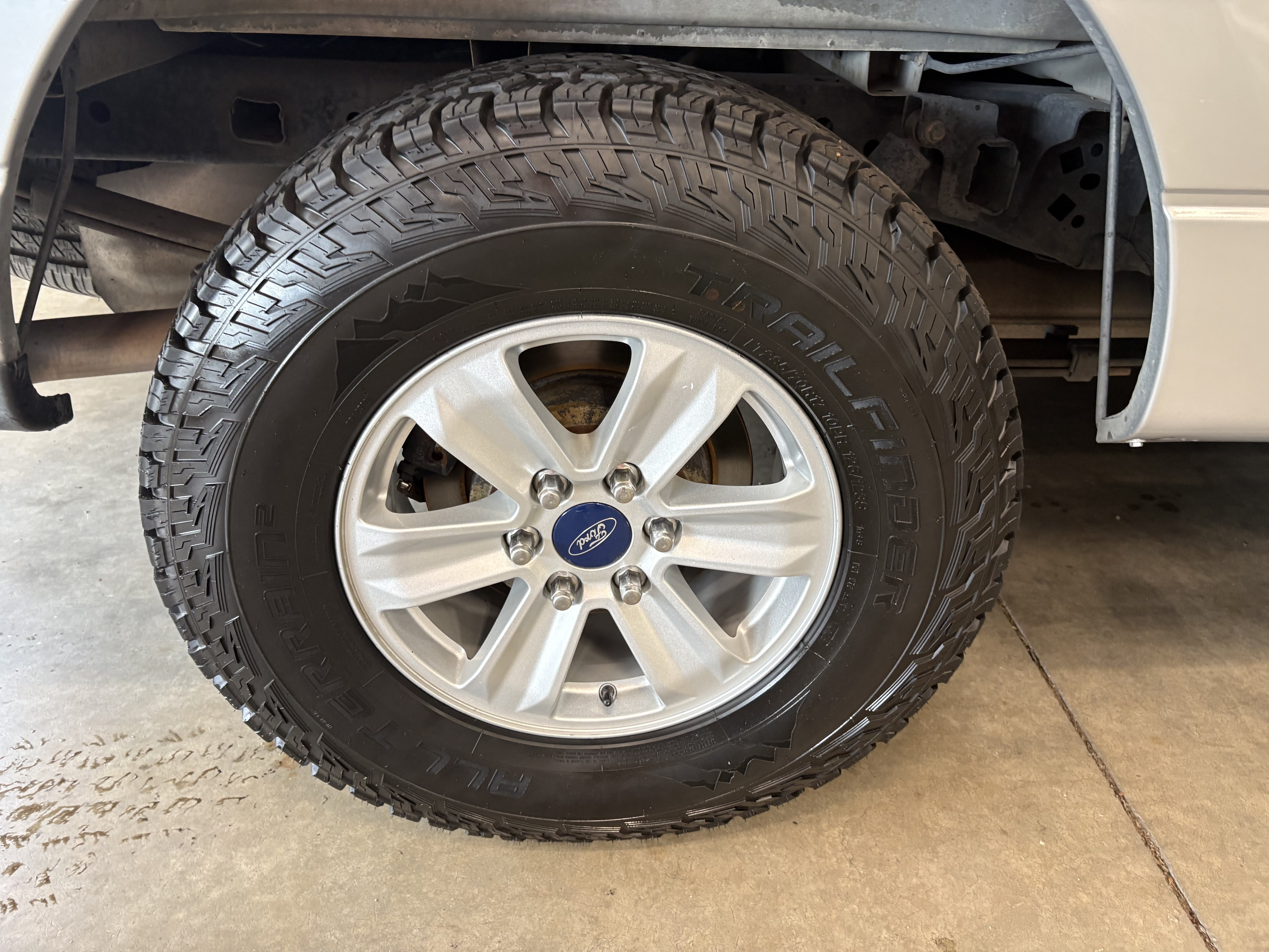 Used 2011 Ford F150 XLT w/ XLT Chrome Pkg RWD image 22