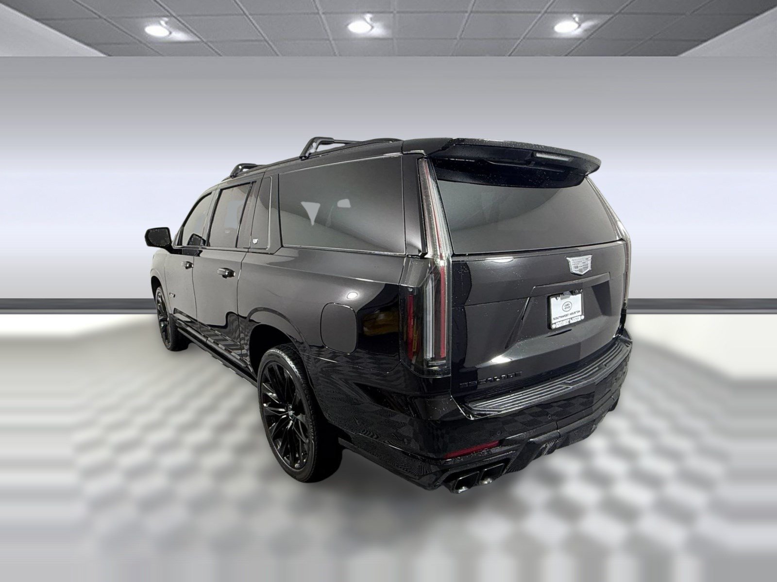 Used 2025 Cadillac Escalade ESV V AWD/4WD image 3