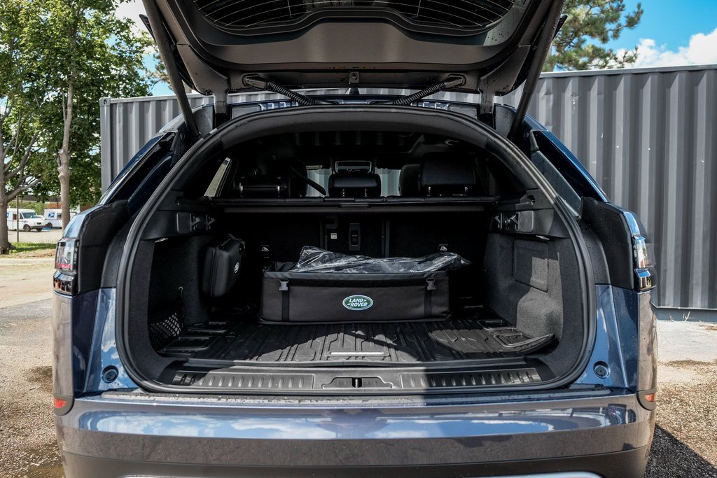 New 2026 Land Rover Range Rover Velar S image 9