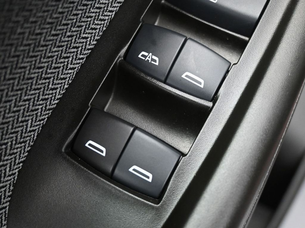 Used 2022 Chevrolet TrailBlazer LT w/ Convenience Package image 14