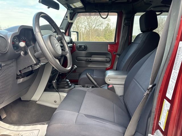Used 2009 Jeep Wrangler X image 16