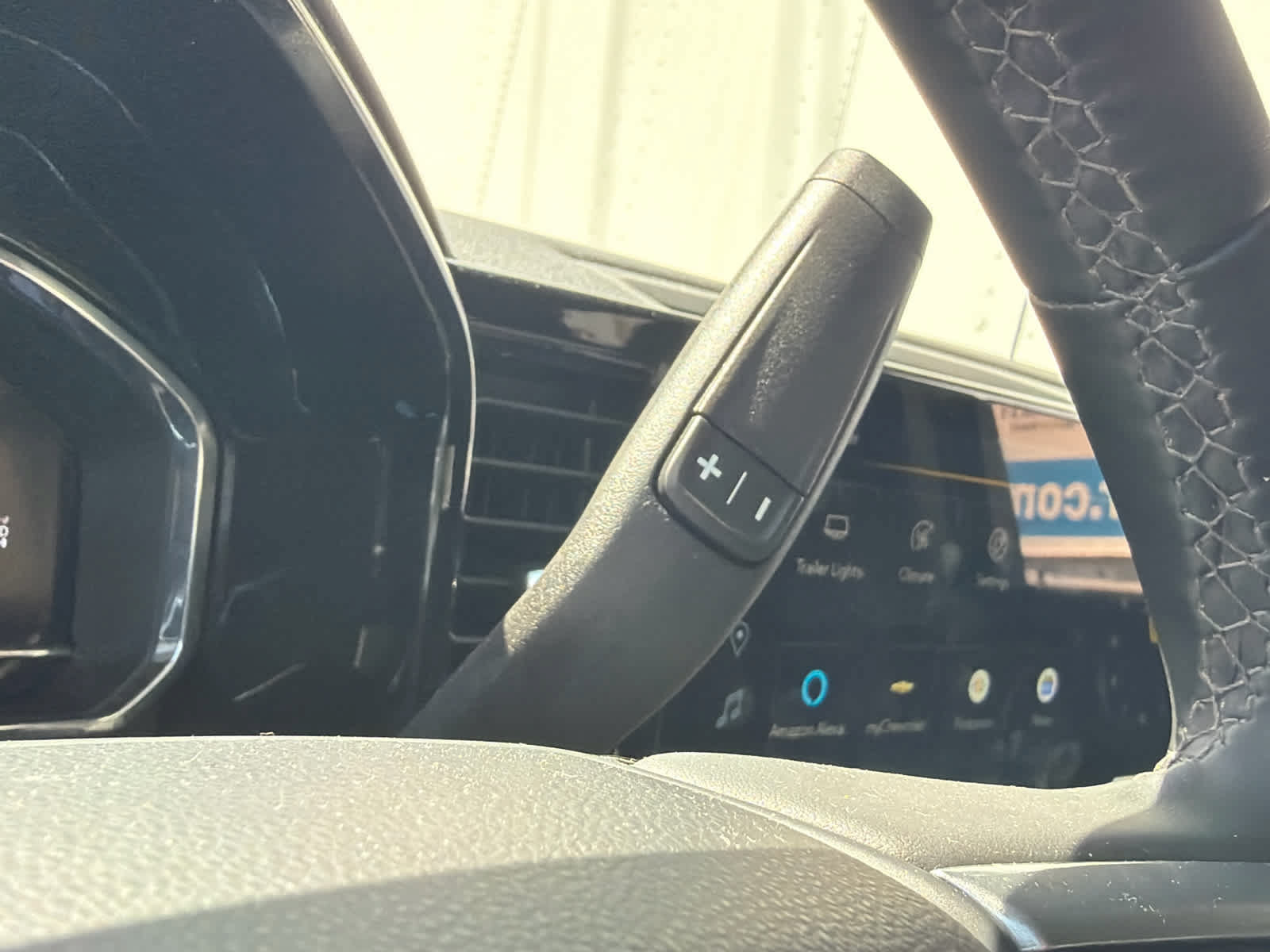 Used 2024 Chevrolet Silverado 1500 LT AWD/4WD image 26