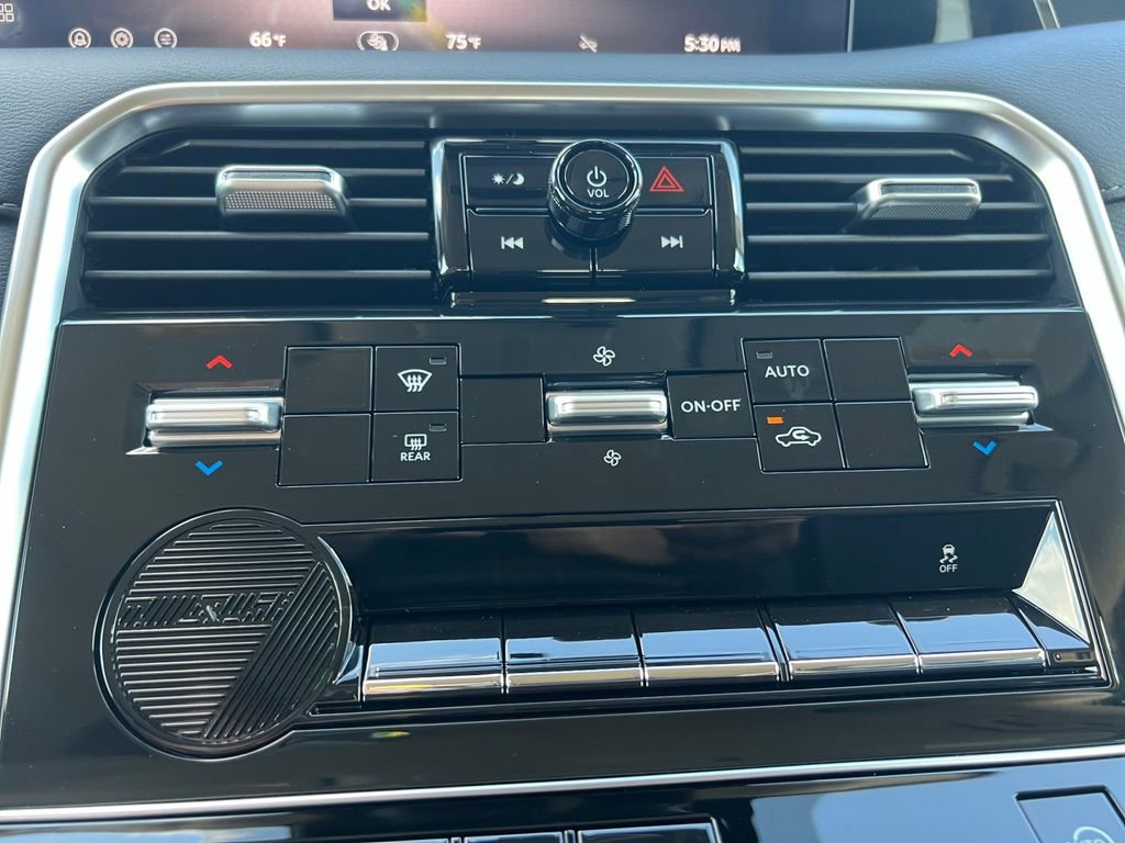 New 2026 Nissan Armada SV image 4