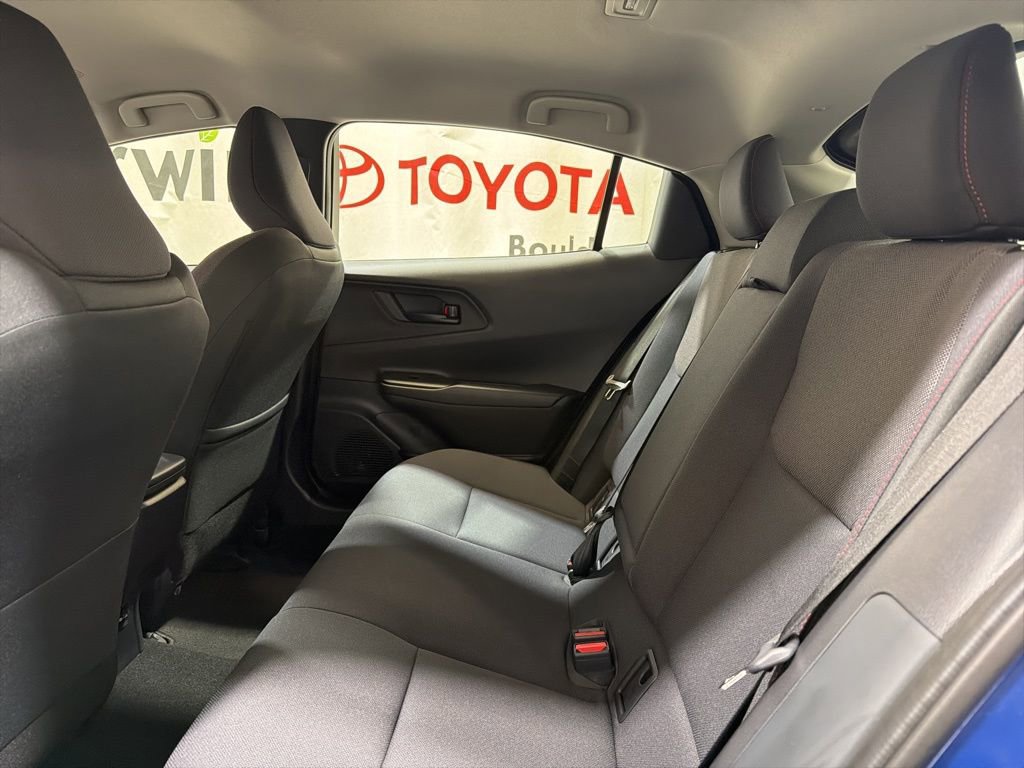 Used 2026 Toyota Prius Plug-In Hybrid image 18