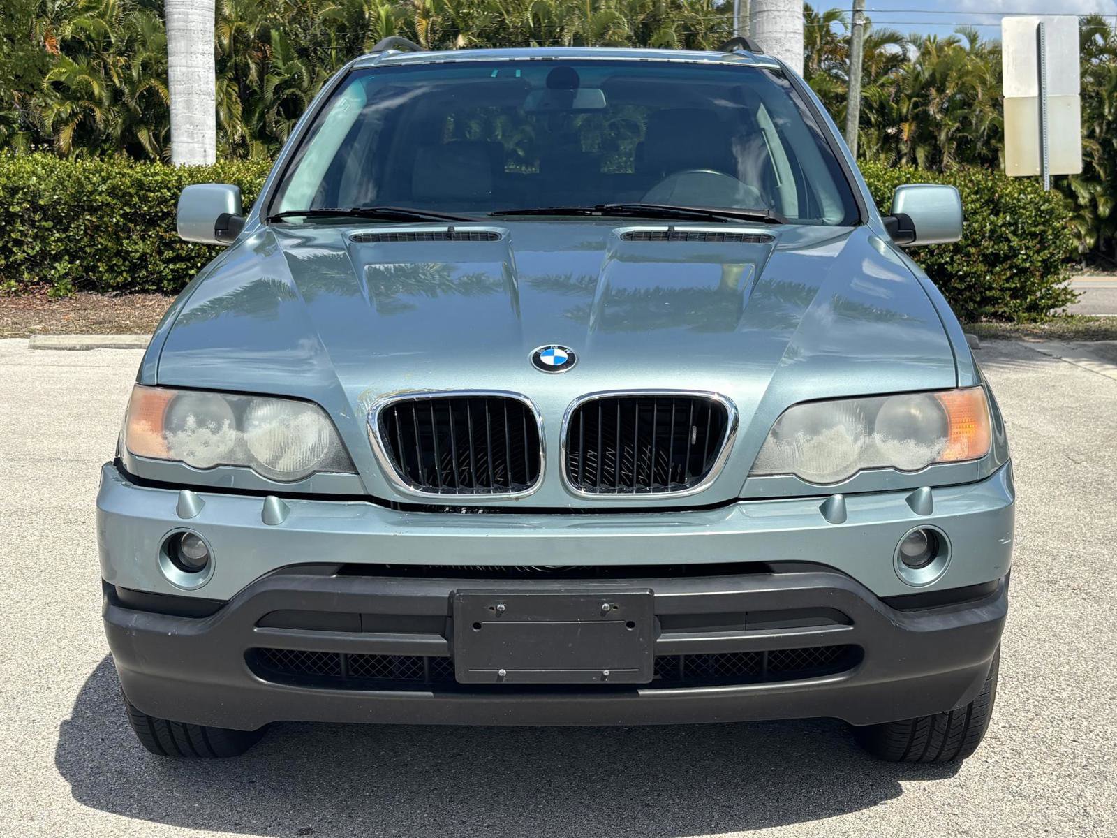 Used 2002 BMW X5 3.0i image 3