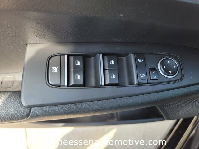Used 2024 Kia Forte LXS FWD image 15