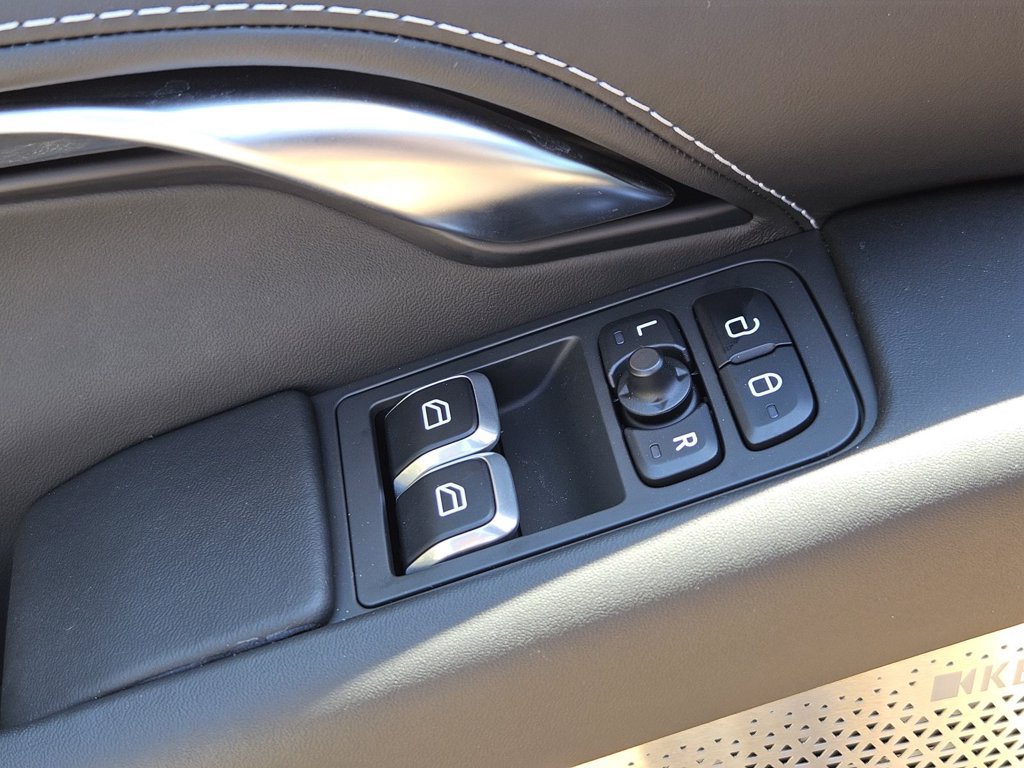 Used 2024 Lotus Emira First Edition RWD image 17