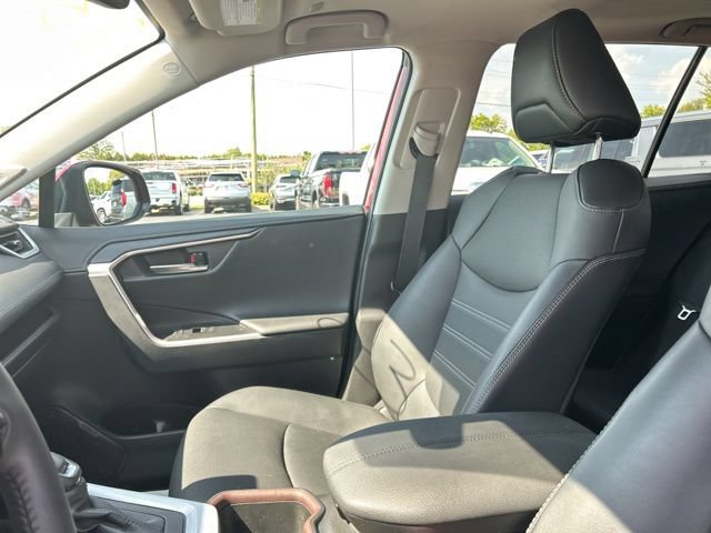 Used 2023 Toyota RAV4 Limited w/ Limited Grade Weather Package AWD/4WD image 32