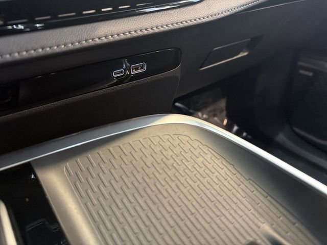 Certified 2026 Buick Enclave Preferred AWD/4WD image 21