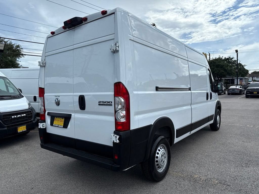Used 2026 RAM ProMaster 2500 w/ Safety Group FWD image 6