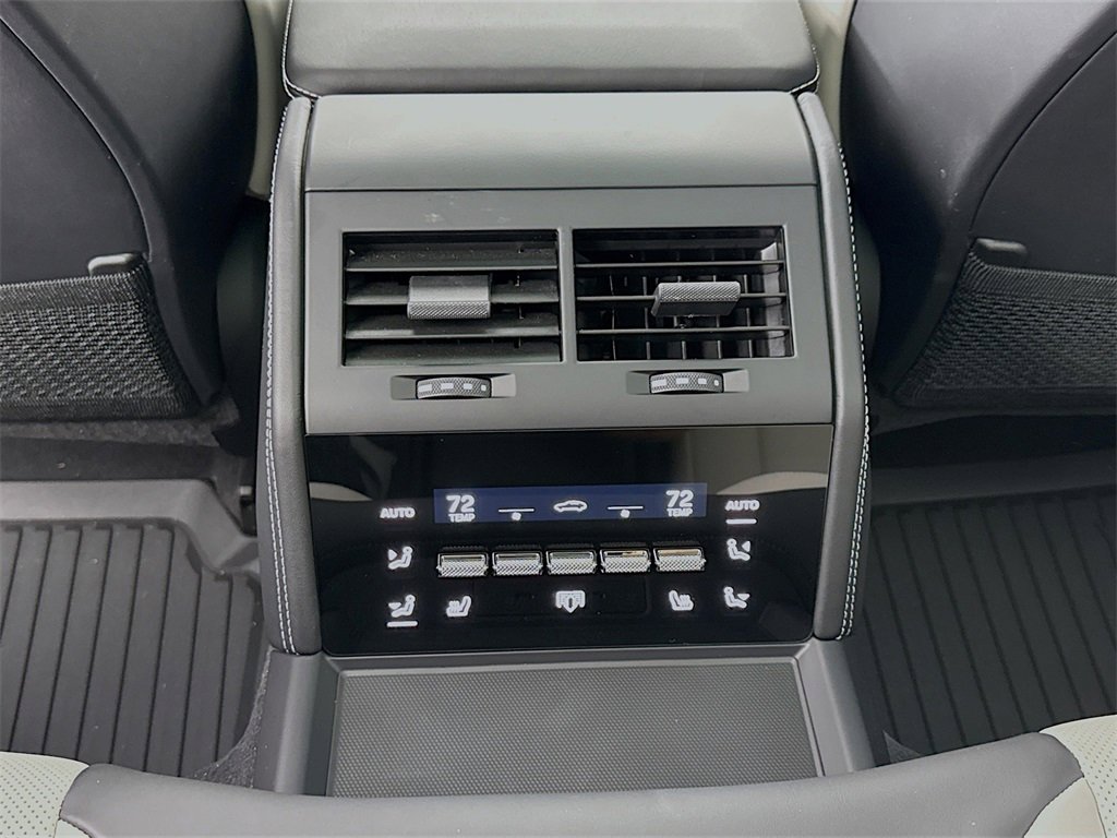 Certified 2025 Porsche Panamera GTS image 30