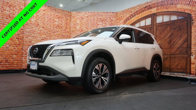 Used 2022 Nissan Rogue SV w/ SV Premium Package image 3