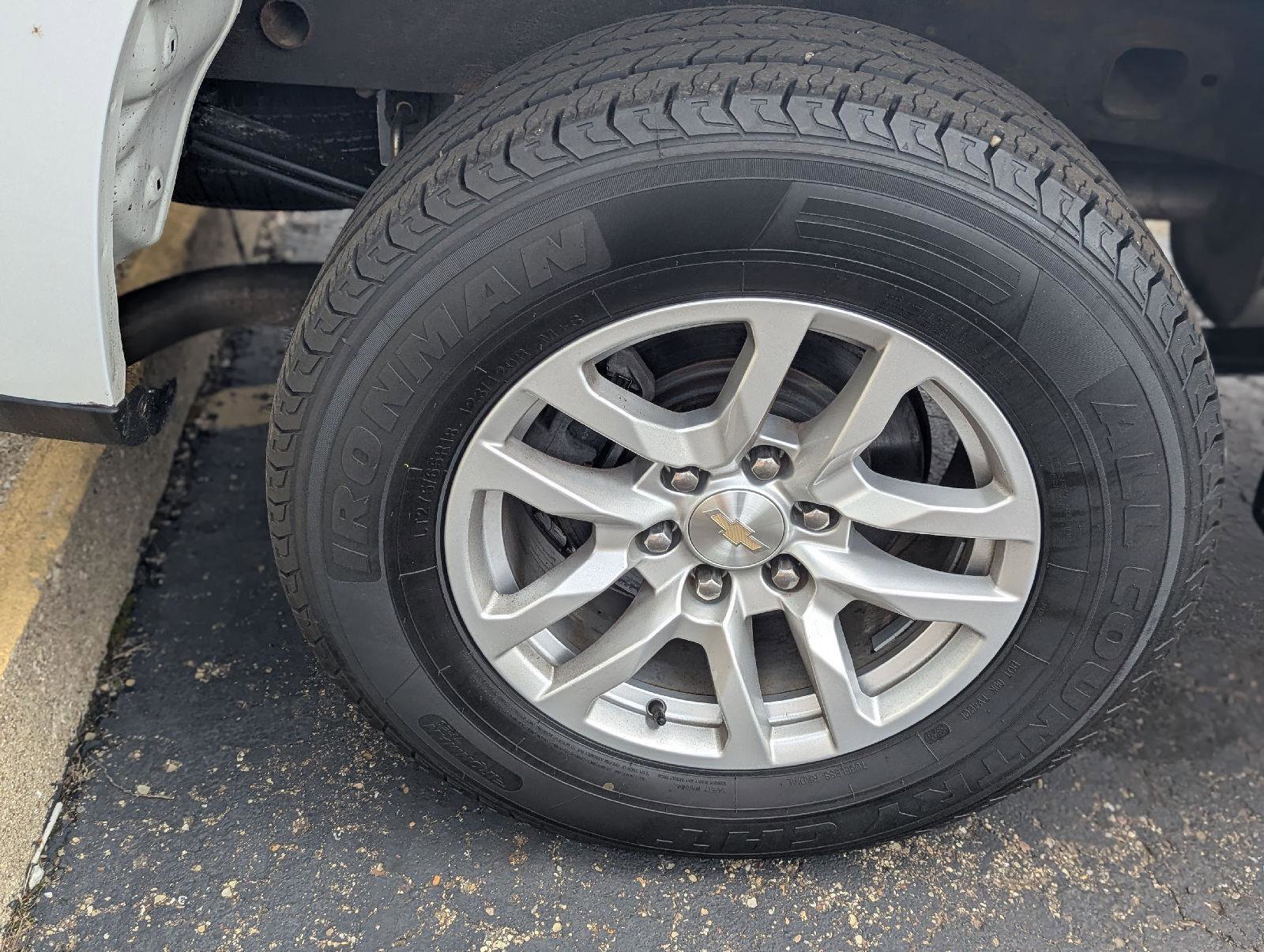 Used 2022 Chevrolet Silverado 1500 W/T w/ WT Value Package AWD/4WD image 37