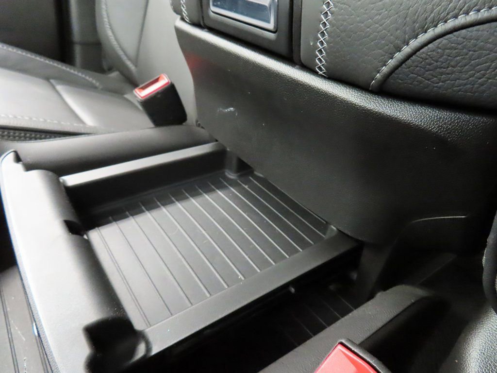 Used 2023 GMC Yukon Denali AWD/4WD image 26