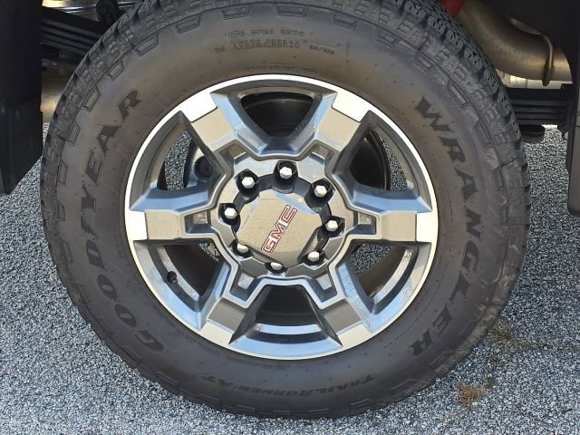 Used 2024 GMC Sierra 2500 SLT w/ SLT Premium Package image 13