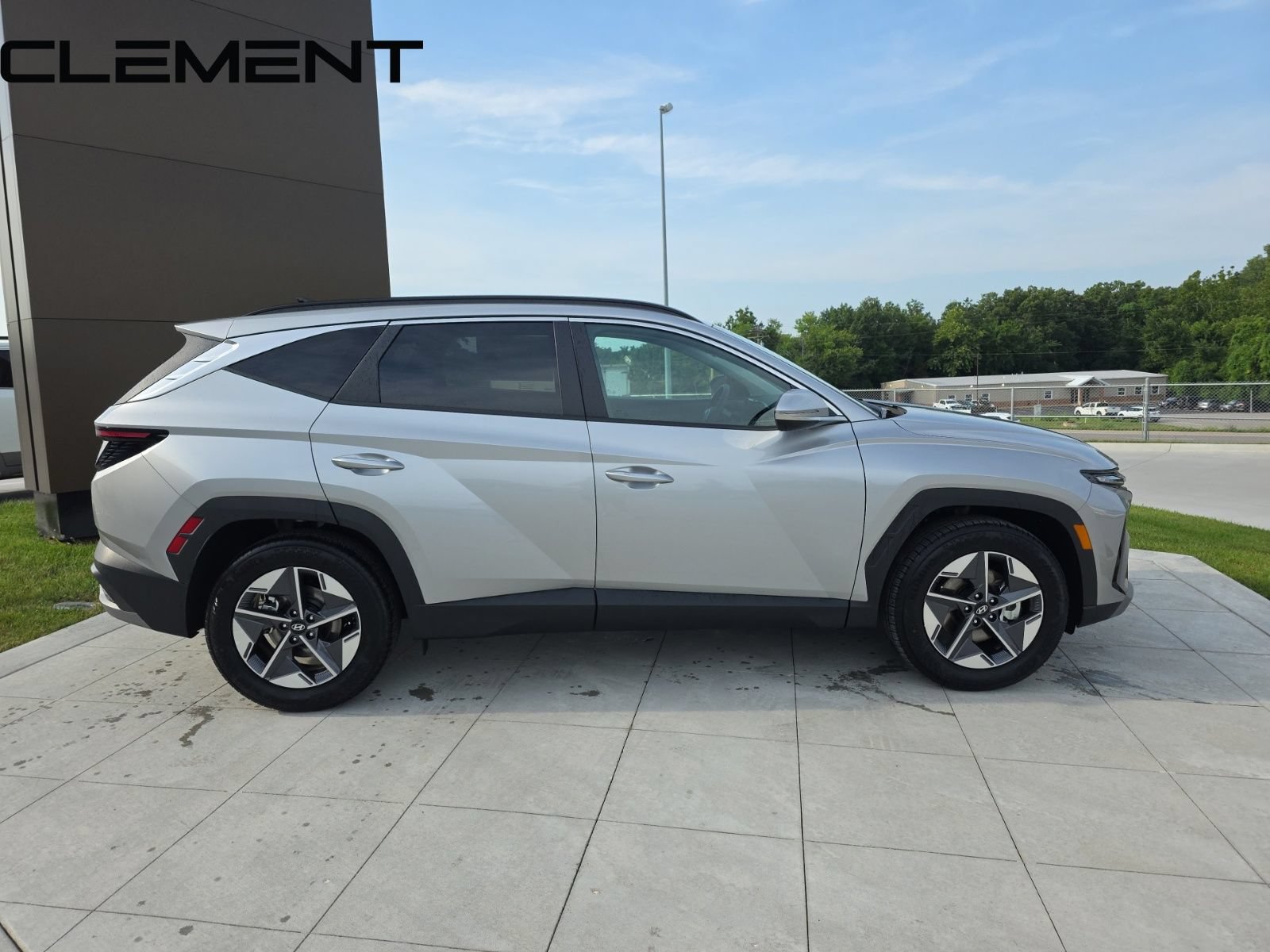 Certified 2025 Hyundai Tucson SEL FWD image 6