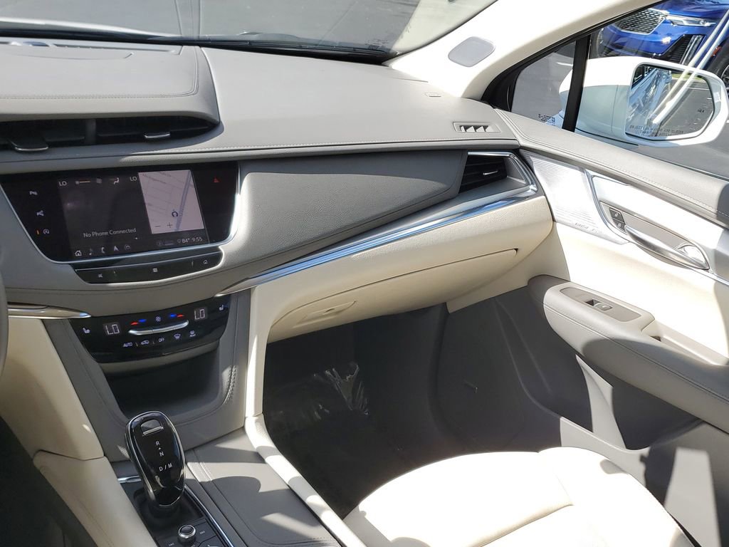 Used 2020 Cadillac XT5 Premium Luxury FWD image 19