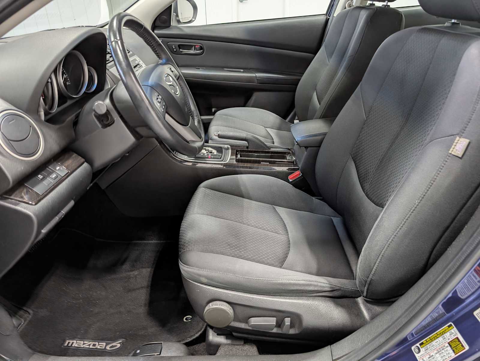 Used 2011 MAZDA MAZDA6 i Touring image 4