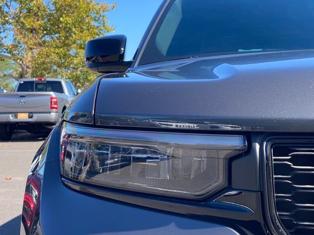 New 2025 Jeep Grand Cherokee L Limited w/ Black Appearance Package image 9