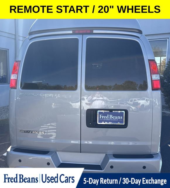 Used 2023 Chevrolet Express 2500 Work Van image 5