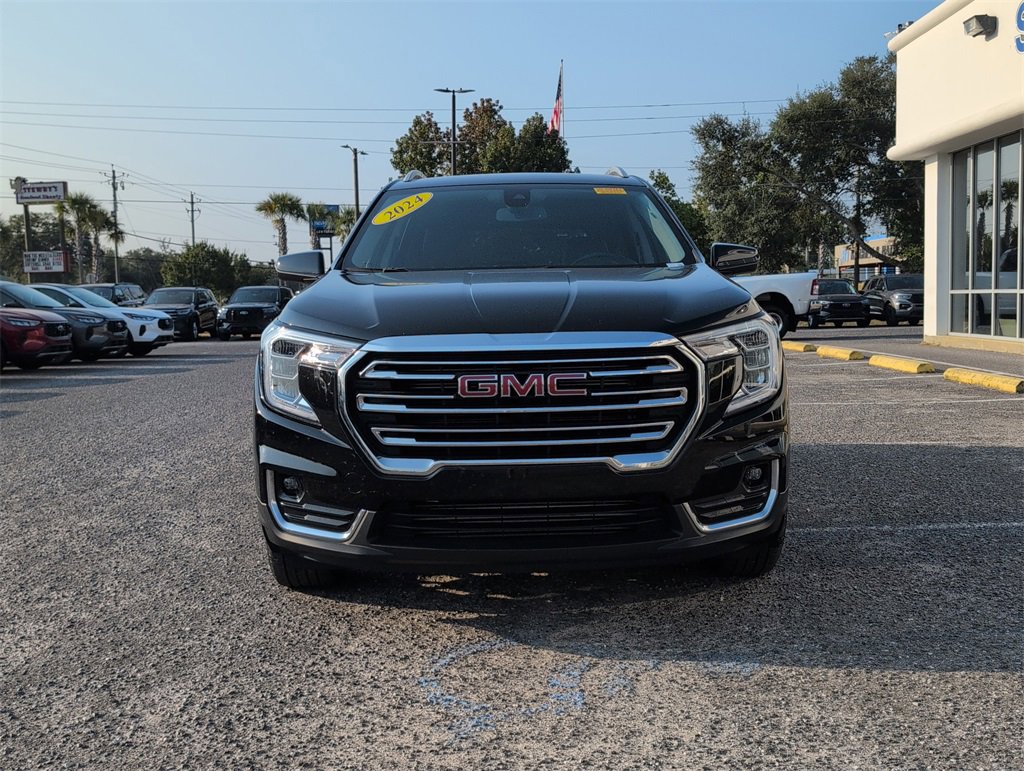 Used 2024 GMC Terrain SLT image 4