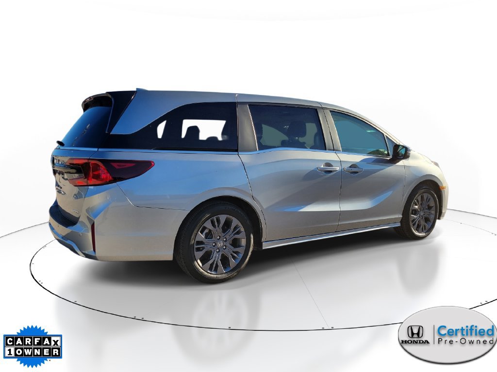 Certified 2026 Honda Odyssey Touring image 4