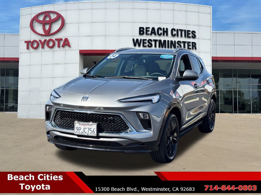 Used 2024 Buick Encore GX Sport Touring w/ Comfort Package AWD/4WD image 5