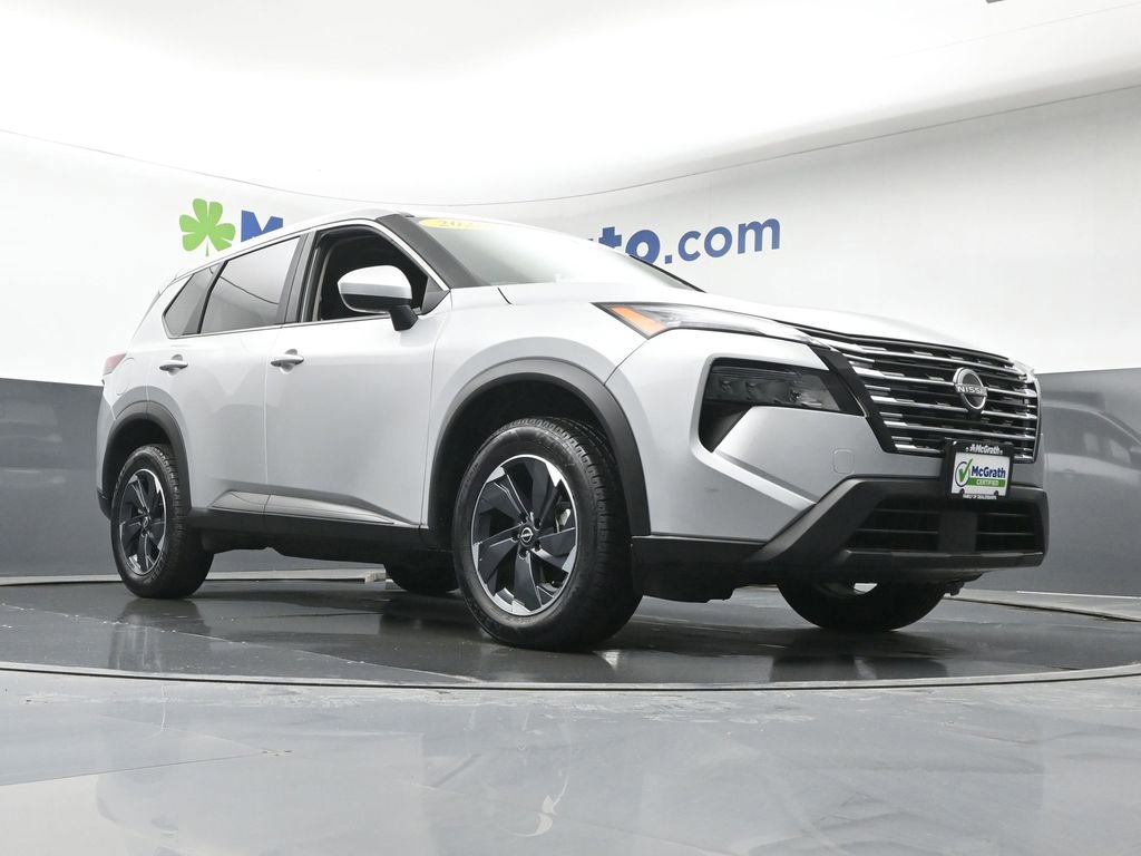 Used 2025 Nissan Rogue SV image 25