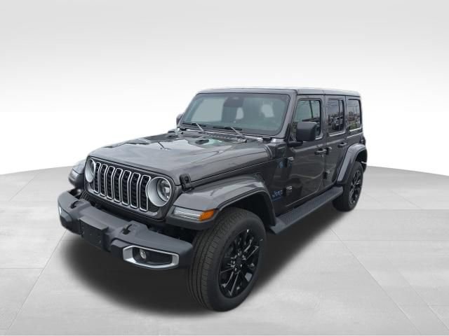 Used 2025 Jeep Wrangler Unlimited Sahara image 2