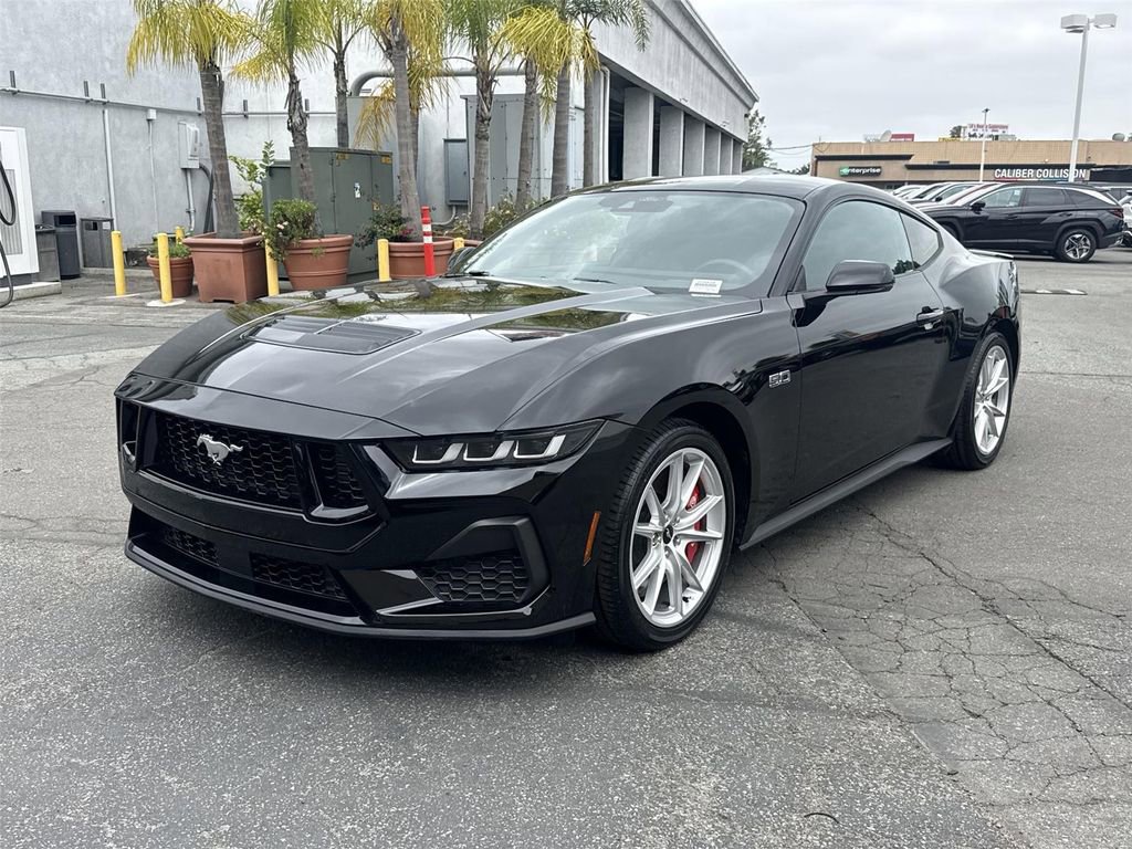 Used 2024 Ford Mustang GT Premium RWD image 7