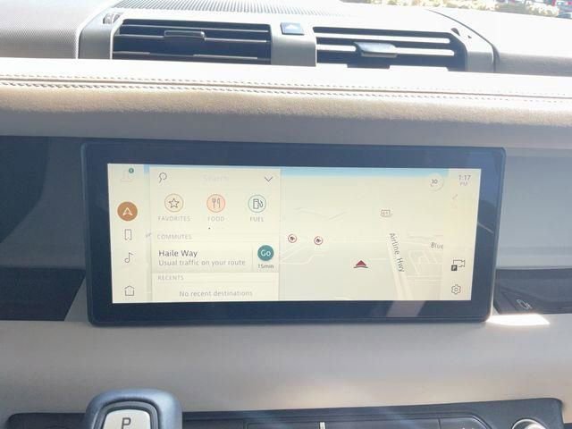 Used 2024 Land Rover Defender 110 S image 28