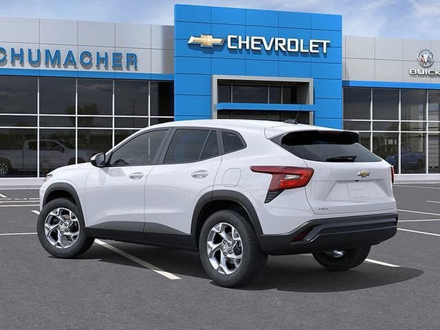 New 2026 Chevrolet Trax LS w/ LS Convenience Package FWD image 3