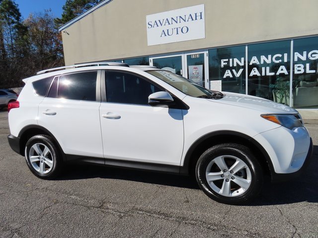 Used 2013 Toyota RAV4 XLE image 24