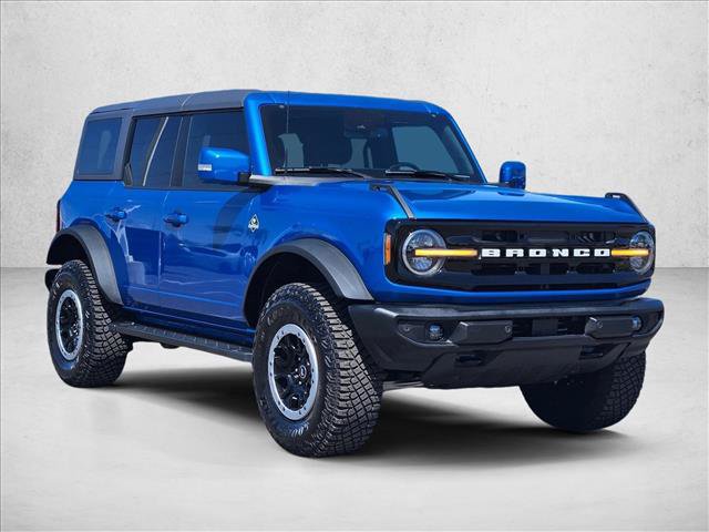 Used 2024 Ford Bronco Outer Banks w/ Sasquatch Package AWD/4WD image 3