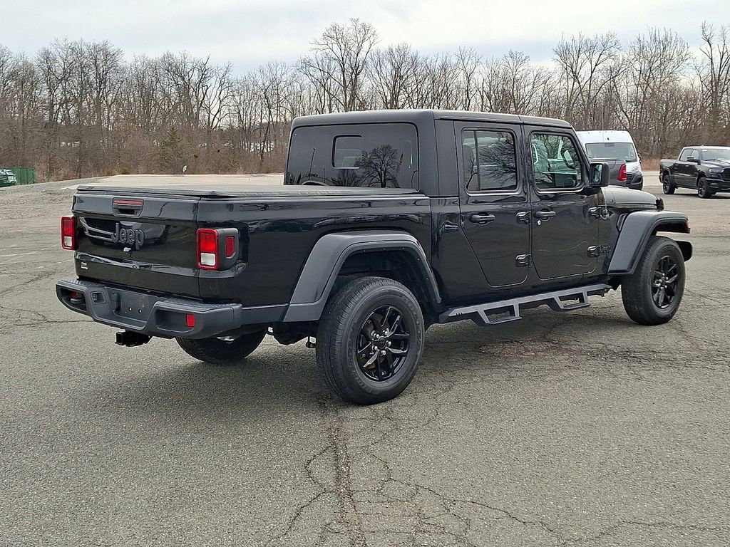 Used 2022 Jeep Gladiator Sport AWD/4WD image 9